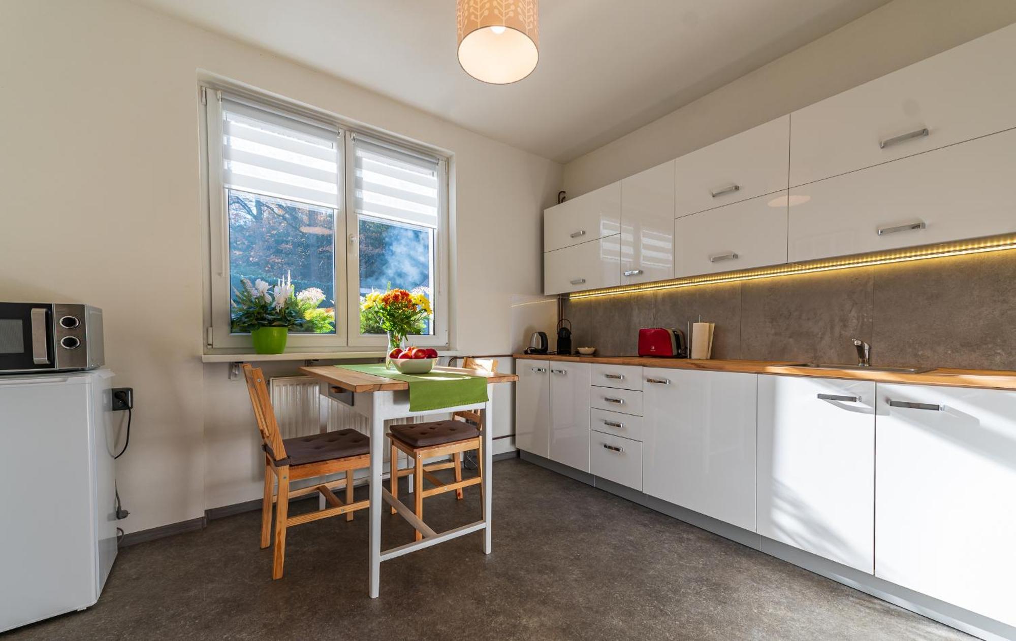 Ubytovani Na Samote - Apartman U Tesaru Komarice Eksteriør bilde