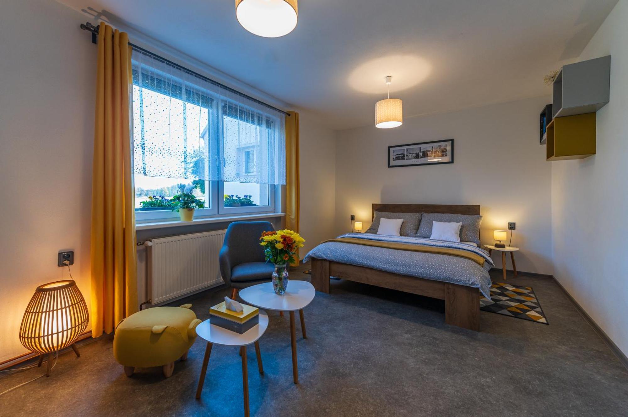 Ubytovani Na Samote - Apartman U Tesaru Komarice Eksteriør bilde